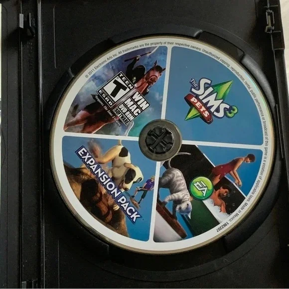 Sims 3 computer game - Picture 3 of 4